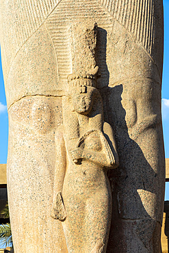 Statue of Pharaoh Ramesses II's Daughter Bintanath, Karnak Temple, Luxor, Thebes, UNESCO World Heritage Site, Egypt, North Africa, Africa