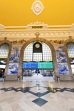 Sao Bento Railway Station, Porto, Portugal, Southern Europe