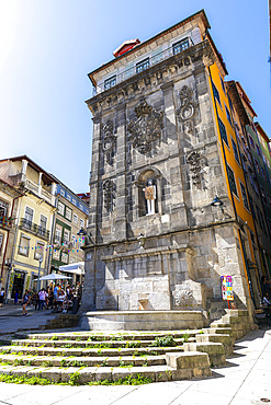 Monumental Fountain (Fonte da Ribeira) with a St John the Baptist Statue on Ribeira Square, Porto, Portugal, Southern Europe