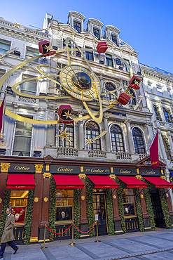 Cartier London New Bond Street Shop with Christmas Decorations, London, England, United Kingdom