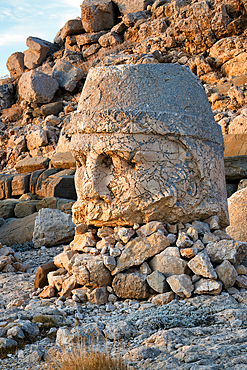 Zeus statue near the Commagene King Antiochus I tomb on the top of Mount Nemrut, UNESCO World Heritage Site, Adiyaman province, Turkey, Asia Minor, Asia