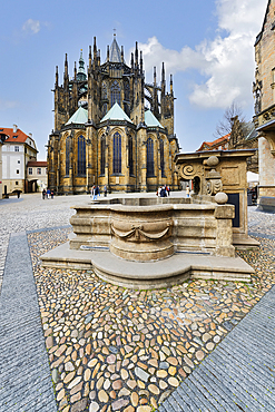 Prague Castle, Gothic Metropolitan Cathedral of Saints Vitus, Wenceslas and Adalbert, UNESCO World Heritage Site, Prague, Czech Republic (Czechia), Europe