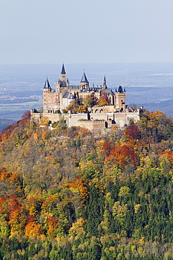 Burg Hohenzollern Castle, autumn, Zollernalb, Schwaebische Alb (Swabian Alb), Baden Wurttemberg, Germany, Europe