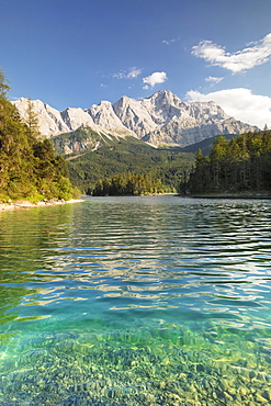 Eibsee Lake and Zugspitze Mountain, near Grainau, Werdenfelser Land range, Upper Bavaria, Bavaria, Germany, Europe