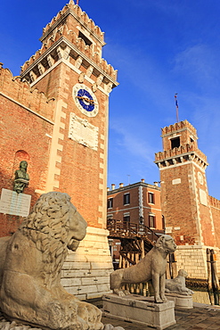 Carved lions, Arsenale entrance (naval shipyard), in winter afternoon sun, Castello, Venice, UNESCO World Heritage Site, Veneto, Italy, Europe