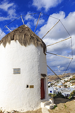 Whitewashed windmill and houses, Mykonos Town (Chora), Mykonos, Cyclades, Greek Islands, Greece, Europe