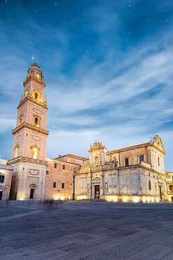 Bell tower and Cathedral at night, Piazza del Duomo, Lecce, Salento, Apulia, Italy, Europe