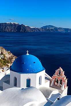 Little church, Oia, Santorini, Cyclades, Greek Islands, Greece, Europe