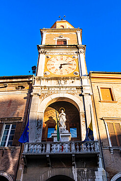 Modena Town Hall, on the Piazza Grande, UNESCO World Heritage Site, Modena, Emilia-Romagna, Italy, Europe