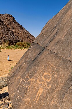 Prehistoric rock carvings, Arakao, Tenere Desert, Sahara, Niger, Africa