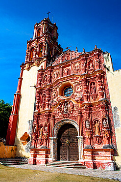 Beautiful facade of the Landa Mission, UNESCO World Heritage Site, Franciscan Missions in the Sierra Gorda of Queretaro, Landa de Matamoros, Queretaro, Mexico, North America