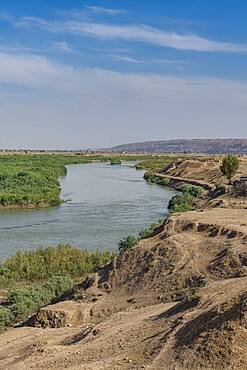 View over the Tigris River from the old Assyrian town of Ashur (Assur), UNESCO World Heritage Site, Iraq, Middle East