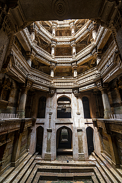 Adalaj Stepwell (Rudabai Stepwell), Adalaj, Gujarat, India, Asia