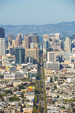 View of the city from Twin Peaks, San Francisco, California, United States of America, North America