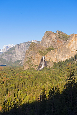 Yosemite Falls, Yosemite National Park, UNESCO World Heritage Site, California, United States of America, North America