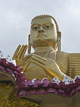 Buddha statue, the ancient city of Dambulla, Sri Lanka, Asia