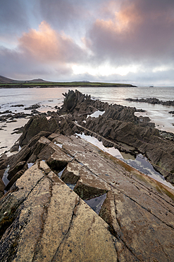 Sunset, Ferriters Cove, Dingle Peninsula, County Kerry, Munster, Republic of Ireland (Eire), Europe