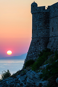 Sunset at the Walls of Old Town, Dubrovnik, UNESCO World Heritage Site, Croatia, Europe