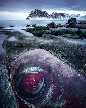 Dragon's Eye, Uttakleiv Beach, Lofoten Islands, Nordland, Norway, Europe