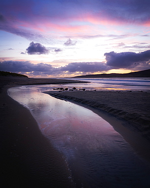 Last light on Luskentyre Beach, Isle of Harris, Outer Hebrides, Scotland, United Kingdom, Europe