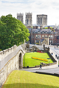 Medieval city walls and York Minster, York, North Yorkshire, England, United Kingdom, Europe