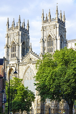 York Minster, one of the largest medieval cathedrals in Europe, York, North Yorkshire, England, United Kingdom, Europe