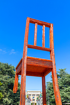 Broken Chair, Memorial to the Victims of Landmines, United Nations Office, Place des Nations, Geneva, Switzerland, Europe