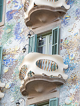 Facade of Casa Battlo, designed by Antoni Gaudi, on Passeig de Gracia, UNESCO World Heritage Site, Barcelona, Catalonia, Spain, Europe