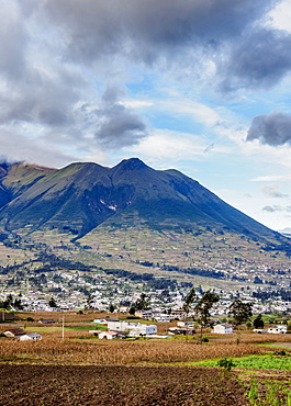 Imbabura Volcano, Otavalo, Imbabura Province, Ecuador, South America