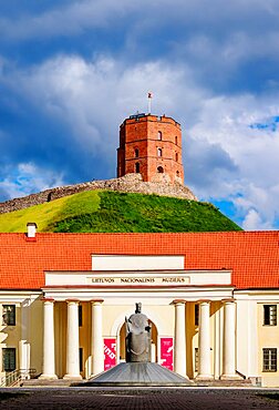 Monument to King Mindaugas in front of The New Arsenal and National Museum of Lithuania and Gediminas Tower, Vilnius, Lithuania