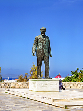 Statue of Eleftherios Venizelos, City of Heraklion, Crete, Greek Islands, Greece, Europe