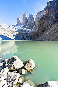 Mirador Base Las Torres, glacial green lake and the Three Towers in the background, Torres del Paine National Park, Chile, South America