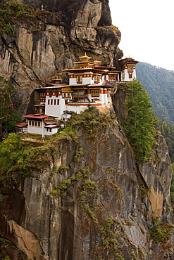 The Taktsang (Tigers Nest) Monastery, Paro, Bhutan, Himalayas, Asia