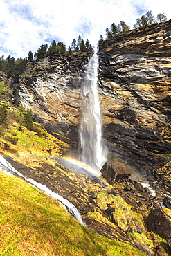 Spring at the Trosa Waterfall, Valle di Peccia, Val Lavizzara, Valle Maggia, Canton of Ticino, Switzerland, Europe