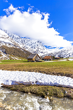 Traditional huts in Val Radons (Radons Valley), Albula region, Canton of Grisons (Graubunden), Switzerland, Europe