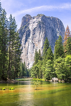 Cathedral Rocks from Yosemite Valley, UNESCO World Heritage Site, California, United States of America, North America