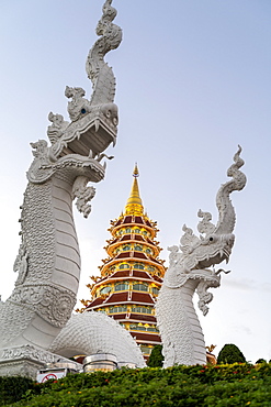 Wat Huay Pla Kang temple (Big Buddha) at dusk, Chiang Rai, Thailand, Southeast Asia, Asia