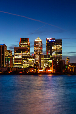 Canary Wharf and Isle of Dogs skyline at sunset, Docklands, London, England, United Kingdom, Europe