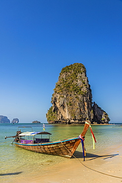 Long tail boat on Phra Nang Cave Beach on Railay in Ao Nang, Krabi Province, Thailand, Southeast Asia, Asia