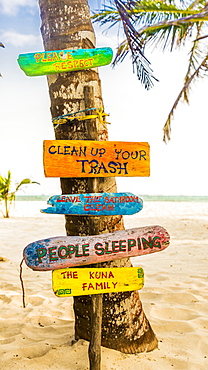 Wooden signs on Banderas Island in the San Blas Islands, Kuna Yala, Panama, Central America