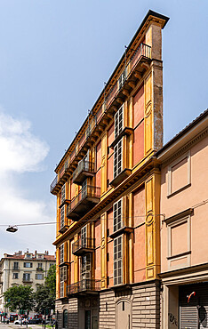 Slice of Polenta House (Fetta di Polenta) by architect Alessandro Antonelli, Turin, Piedmont, Italy, Europe