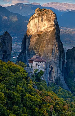 Sunrise on Roussanou (St. Barbara) Monastery, Meteora, UNESCO World Heritage Site, Thessaly, Greece, Europe