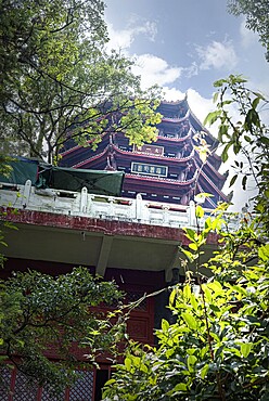 Pagoda on the top of a sacred mountain, Qingchengshan, Sichuan, China, Asia