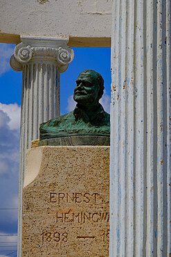 Sculpture of Ernest Hemingway at Cojimar Fort, Cojimar, Cuba, West Indies, Central America