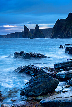 Duncansby Head and Sea Stacks at dawn, Caithness, Scottish Highlands, Scotland, United Kingdom, Europe