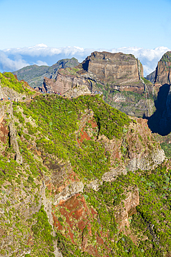 Hikers on hiking trail around Pico do Arieiro peak, Santana, Madeira, Portugal, Atlantic, Europe