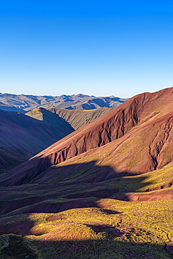 Valle Rojo (Red Valley) at sunrise, near Rainbow Mountain, Pitumarca District, Cusco (Cuzco) Region, Peru, South America