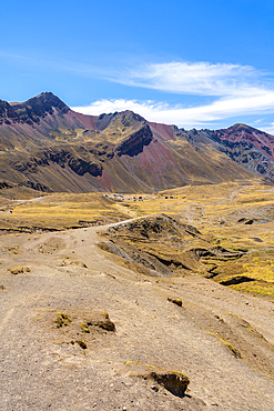 Mountains in the Andes near Rainbow Mountain, Pitumarca District, Cusco (Cuzco) Region, Peru, South America