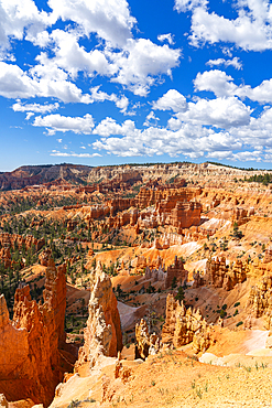 Scenic view of hoodoos and rock formations, Sunrise Point, Bryce Canyon National Park, Utah, United States of America, North America