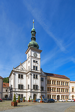 Town Hall, Marketplace Square (TG Masaryk Square), Loket, Czech Republic (Czechia), Europe